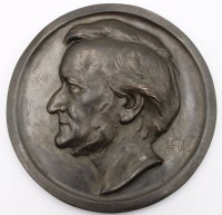 Auktion 349 / Los 15025 <br>Bronze-Plakette, Richard Wagner, signiert H.Fuls, D-14,5cm