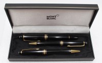 Auktion 349 / Los 16054 <br>Mont Blanc Set in Kasten, Meisterstück Füller und 1x Kugelschreiber 1x Bleistifhalter, , Füller Nr VV1137787, orig. Goldfeder-585-, alles gut erhalten