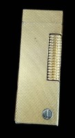 Auktion 358 / Los 16003 <br>Dunhill Gasfeuerzeug, Swiss made, vergoldet, 6,3x2,2 cm