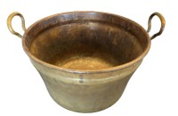 Auktion 350 / Los 15045 <br>grosser Messing-Henkeltopf, ungeputzt, H-25 cm, D-33 cm, guter Zustand