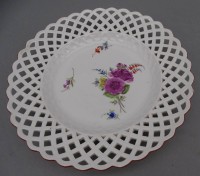 Auktion 364<br>runder Durchbruchteller "Meissen" um 1860, D-23 cm, 1.Wahl