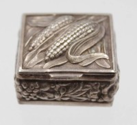 Los 11053 <br>versilbertes Pillend&ouml;schen, Maisrelief, H-1,5cm B-2,5cm