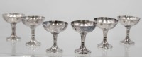 Los 11055 <br>6x Lik&ouml;rschalen auf Stand, Wellner, versilbert, je ca. H-8,5cm