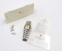 Auktion 366<br>RAYMOND WEIL Parsifal Damen-Armbanduhr in Stahl/Gold, Ref. 9790, Quarz, guter Zustand, Papiere anbei, ca. 2 x 2cm