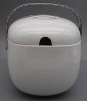 Auktion 351 / Los 8017 <br>gr. Suppenterrine Rosenthal" Form Suomi, H-18 cm, 17x17 cm