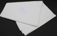 Auktion 351 / Los 13010 <br>Eine schlichte Leinendecke 230cm x150cm