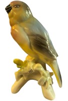 Auktion 351 / Los 8147 <br>gr. Vogel auf Ast, H-17 cm