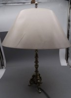 Auktion 352 / Los 16061 <br>Tischlampe mit versilberten Stand, 20. Jhd.H-ca. 53 cm