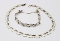Auktion 353 / Los 1001 <br>Schmuckset, Sterling emailliert, VB Danmark (Volmer Bahner), zus. 44,2gr., Kette L-40cm Armband L-18cm