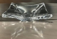 Auktion 364 / Los 10042 <br>schwere Kristall-Schale "Daum-France" Signatur,  H-7,5 cm,  21x13 cm