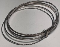 Auktion 370<br>5x d&uuml;nne Silber-835- Armreifen, zusammengeklammert, 17,2 gr.