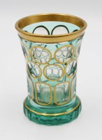Auktion 362 / Los 10053 <br>Fussbecher, grün  überfangen u. Goldzier, ca. H-12cm