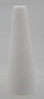 Auktion 356 / Los 9002 <br>konische Vase, Bontjes van Beek, weisse Glasur, signiert
