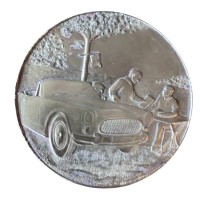 Auktion 356 / Los 15052 <br>Bronze Plakette mit Auto, D-8 cm