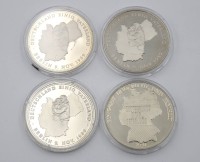 Auktion 371<br>4x Medaillen, Deutschland einig Vaterland, versilbert, in Kapseln