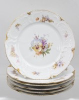 Auktion 356 / Los 8026 <br>6x flache Speiseteller, frühes Rosenthal Sanssouci, Goldzier und aufwendige Blumenbemalung, um 1900, D-25cm