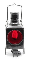Auktion 356 / Los 16022 <br>Eisenbahnlampe, älter, elektrifiziert, H-44cm B-20cm
