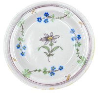 Auktion 356 / Los 9037 <br>Fayence Schale mit Blumenmalerei, 19.Jhd, D-22 cm