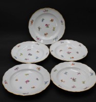 Auktion 356 / Los 8051 <br>5x Speiseteller "Meissen" Streublümchen, 1.Wahl, D-23,5 cm
