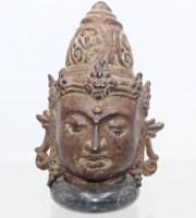 Auktion 357 / Los 15032 <br>Krishna-Büste, Steinsockel, wohl Bronze, H-12,8cm