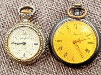 Auktion 357<br>2x kl. Damen-Taschenuhren, 1x Union Horlogere (D_3 cm), 1x Glashütte (D-2,5 cm) beide Werke stehen bzw. laufen nur an