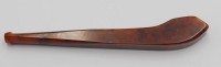 Auktion 357 / Los 15036 <br>Zigarettenspitze wohl Bakelit, ca. L-11cm