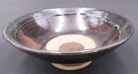 Auktion 357 / Los 15519 <br>braune Laufglasur-Schale, Japan, H-7 cm, D-19,5 cm
