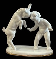 Auktion 364<br>Knabe mit Zicklein "Gerold" weiss, H-14  cm, B-13 cm