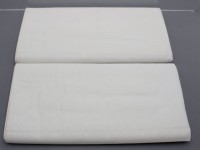 Auktion 357 / Los 13004 <br>2x Leinen-Laken, älter, je ca. 150 x 245cm