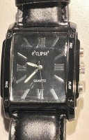 Auktion 357 / Los 2115 <br>HAU Quartz E'CLIPSE" mit Ton-Aufnahmefunktion, Lederband, gut erhalten