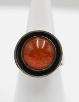 Auktion 358 / Los 1033 <br>835er Bernsteinring, Georg Kramer, älter, 8,2gr., RG 56