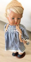 Auktion 372<br>Celluloid M&auml;dchenpuppe "Schildkr&ouml;t" Neuauflage, H-45 cm, guter Zusatnd