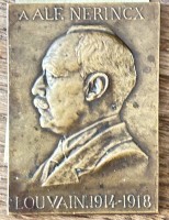 Auktion 358 / Los 15010 <br>Frantz VERMEYLEN (1857-1922)  eckige Bronze Plakette "A.Alf. Nerincz, Louvain 1914-18, sign , 6x4,5 cm