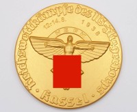Auktion 358 / Los 7025 <br>gr. Leichtmetall-Medaille, Reichswettkämpfe des NS-Fliegerkorps Kassel 12.-14.8.1938, goldfarben, original???, D-8,2cm