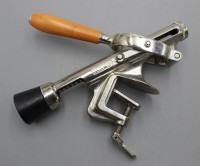 Auktion 358 / Los 16007 <br>Profi-Entkorker, Rapid, ca. H-32,5cm