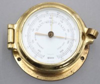 Auktion 358 / Los 16011 <br>kl. Barometer in maritimen Stil, Kopp gemarkt, ca. D-11,5cm T-4,8cm