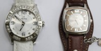 Auktion 358 / Los 2025 <br>2x div. Damen-Armbanduhren, Festina und S.Oliver, je Quartzwerke (nicht geprüft),  1x starke Gebrauchsspuren