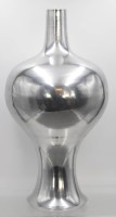 Auktion 358 / Los 15047 <br>hohe Design-Vase, Aluminium, kl. Druckstellen, ca. H-39,5cm