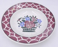 Auktion 371 / Los 9031 <br>Faqyence Teller "Hollohaza" mit Blumentopf, 19.Jhd, H-5 cm, D-21,5 cm