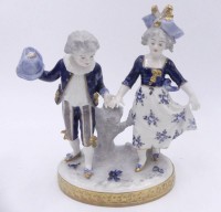 Auktion 358 / Los 8077 <br>Kinderpaar "Aelteste Volkstedt", bemalt, H-15 cm, B-15 cm