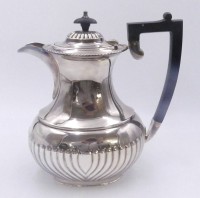 Auktion 358 / Los 11056 <br>gr. Kaffeekanne "Lonsdale" Sheffield plate,  Queen Anne, sehr guter Zustand, H-22 cm