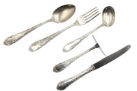 Auktion 358 / Los 11067 <br>5tlg. Kinderbesteck, 100er Auflage, älter, floral reliefiert