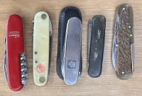 Auktion 358 / Los 16035 <br>5x alte Taschenmesser, 1x mit Hülle