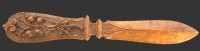 Auktion 358 / Los 15083 <br>Brieföffner, geprägtes Holz. Klinge Garmisch beschriftet, L-24 cm