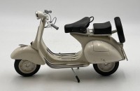 Auktion 358 / Los 12043 <br>gr. Metall Vespa 150, Mod. 1955, Nowray, L-30 cm, 1:18