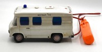 Auktion 358 / Los 12055 <br>Blech Krankenwagen mit FB, Stellrad beschädigt, 70-er J., L-25  cm