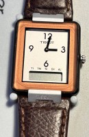 Auktion 359<br>Tissot Twotimer Swiss Digital Analog Armbanduhr Unisex Vintage 70‘s - 27x30 mm, sehr gut erhalten, Kunststoff Kasten zerkratzt, Werk nicht geprüft