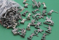 Auktion 359 / Los 15023 <br>gr. Konvolut, Zinnsoldaten, unbemalt, zus. ca. 2,7KG