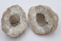 Auktion 359 / Los 15029 <br>Bergkristall-Druse, 2tlg, ca. D-10cm