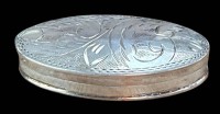 Auktion 359 / Los 11017 <br>langovale Pillendose, Silber-925-, B-4,7 cm, 13,6 gr